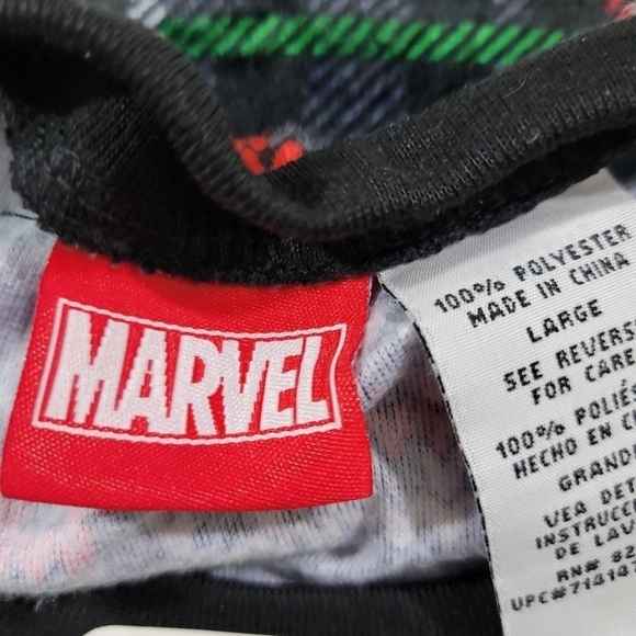 Mens Marvel Black Kiss Me Under The Mistletoe Deadpool 2-PC Pajama Set L - Picture 9 of 13